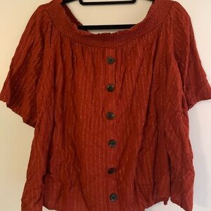 Crown Ivy Red with Gold Shimmer Stripes